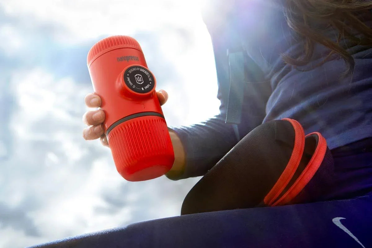 Espressor portabil Wacaco Nanopresso rosu + Geanta de transport - Coffee Gear