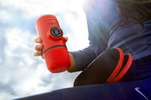 Espressor portabil Wacaco Nanopresso rosu + Geanta de transport - Coffee Gear