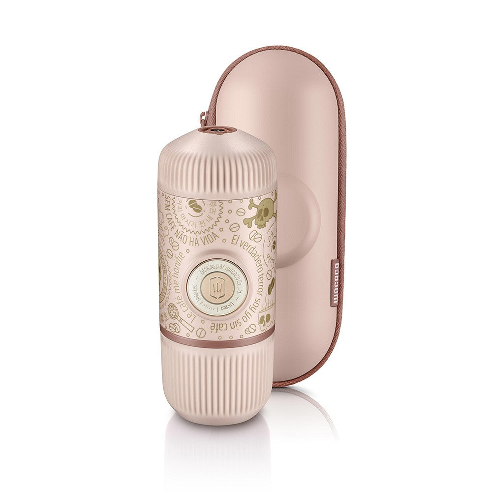 Espressor portabil Wacaco Nanopresso + Geanta de transport – Dark Souls Roz