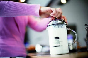 CHAMBORD - Aparat manual pentru spumarea laptelui 250 ml- 1966-16 - Coffee Gear