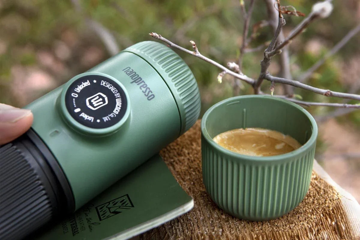 Espressor portabil Wacaco Nanopresso verde + Geanta de transport - Coffee Gear