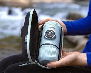 Espressor portabil Wacaco Nanopresso albastru + Geanta de transport - Coffee Gear